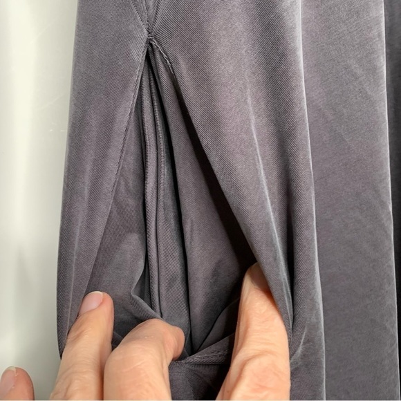 Anthropologie Dolan Left Coast Collection V Neck Dress Woman Size XS Gray - Picture 6 of 6